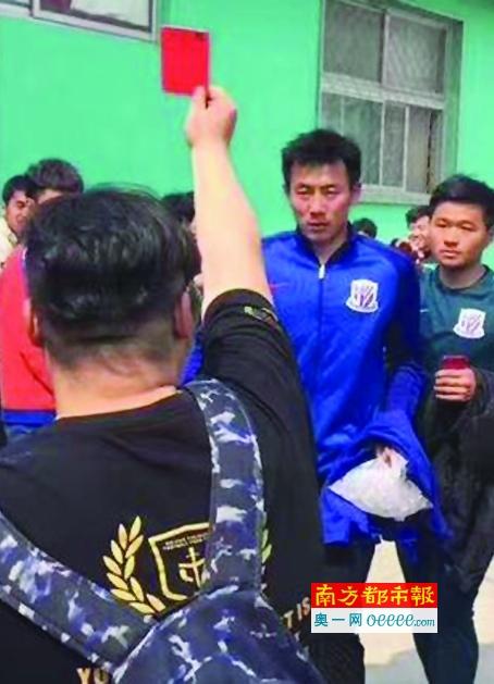 亚洲依依成人综合网站